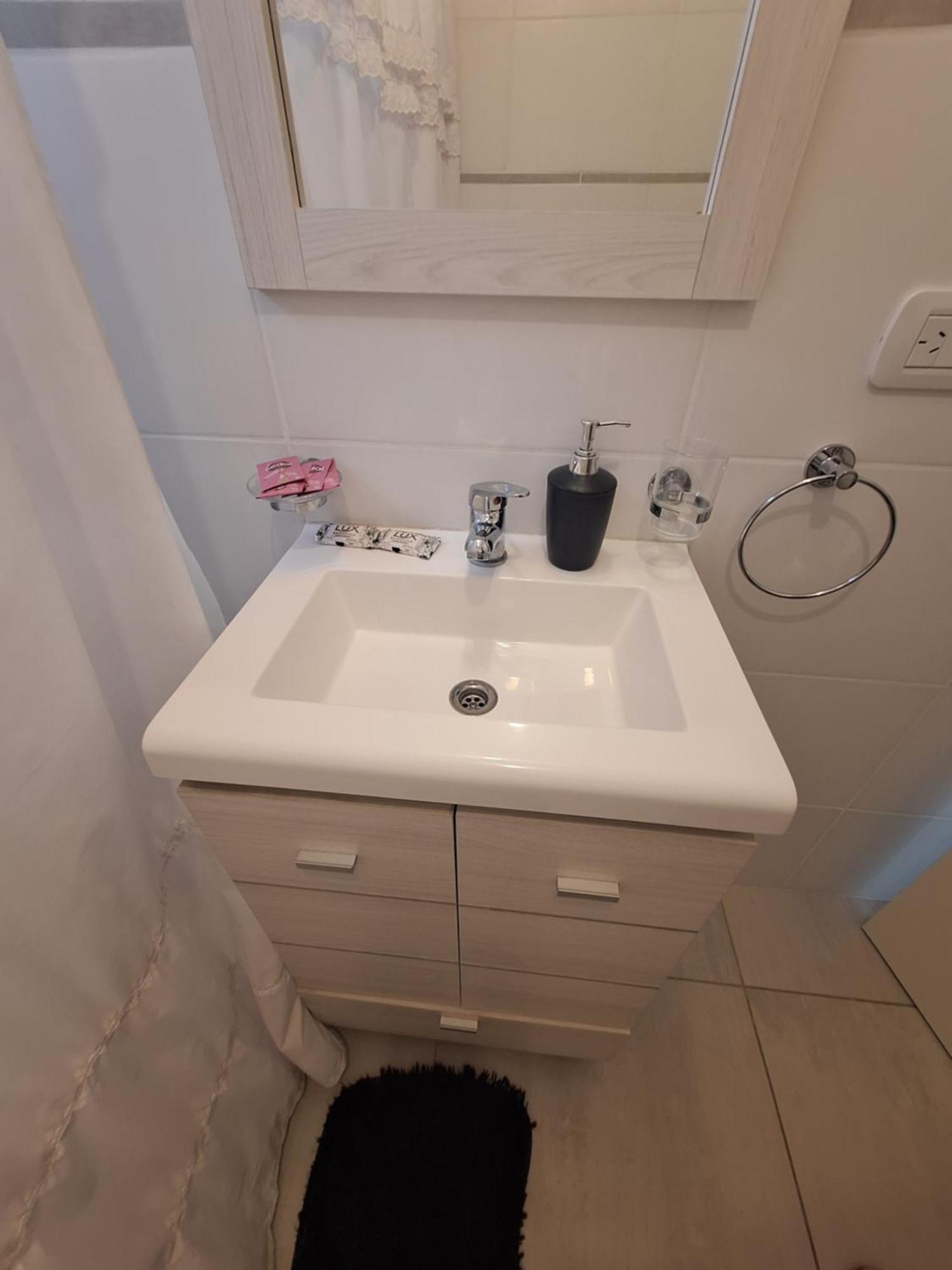 Apartment Nuevo Y Equipado En Zona Centrica Con Cochera